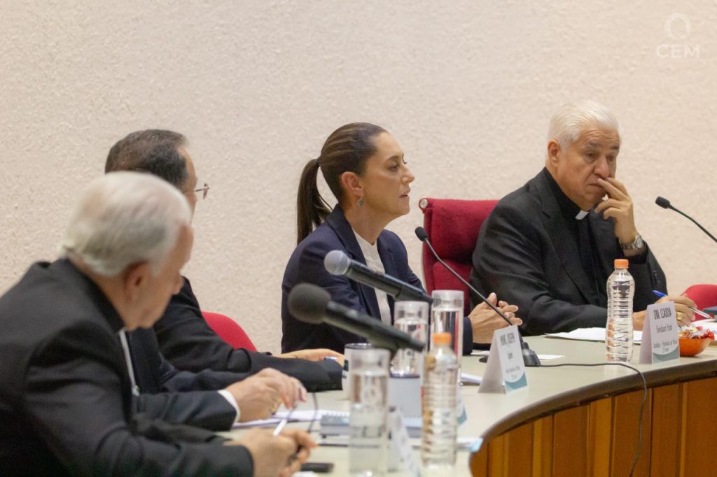 Claudia Sheinbaum ante el episcopado mexicano: deseo mantener buenas relaciones con la Iglesia