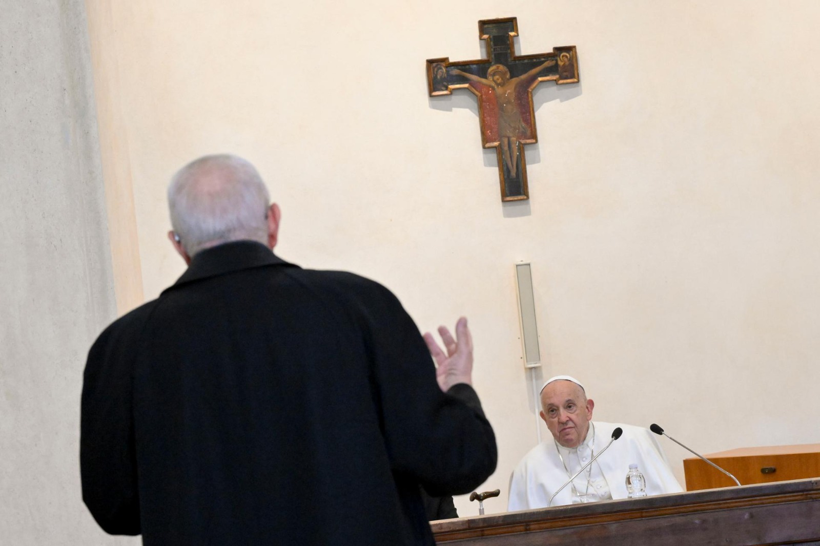 Paternidad del Papa con una parte de su clero: encuentro en Roma de Francisco con sacerdotes