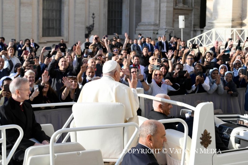 2 maneras como el Espíritu Santo trabaja por la unidad de la Iglesia, según el Papa