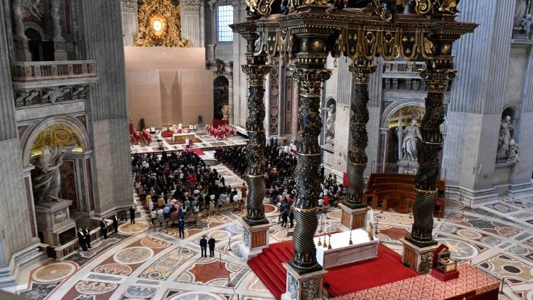 La bonita homilía del Papa para meditar (sin miedo) en la muerte y en los muertos con la figura del buen ladrón